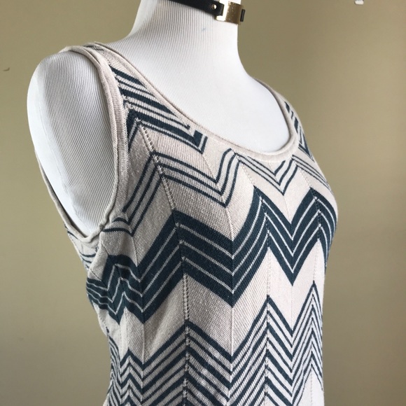 Banana Republic Chevron Boho Knit Tank Top size S - Picture 3 of 7